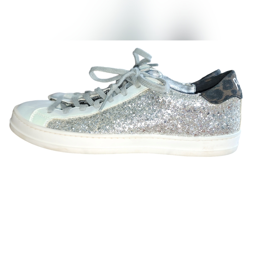 P448 John Low Top Sneaker Women's Size 8